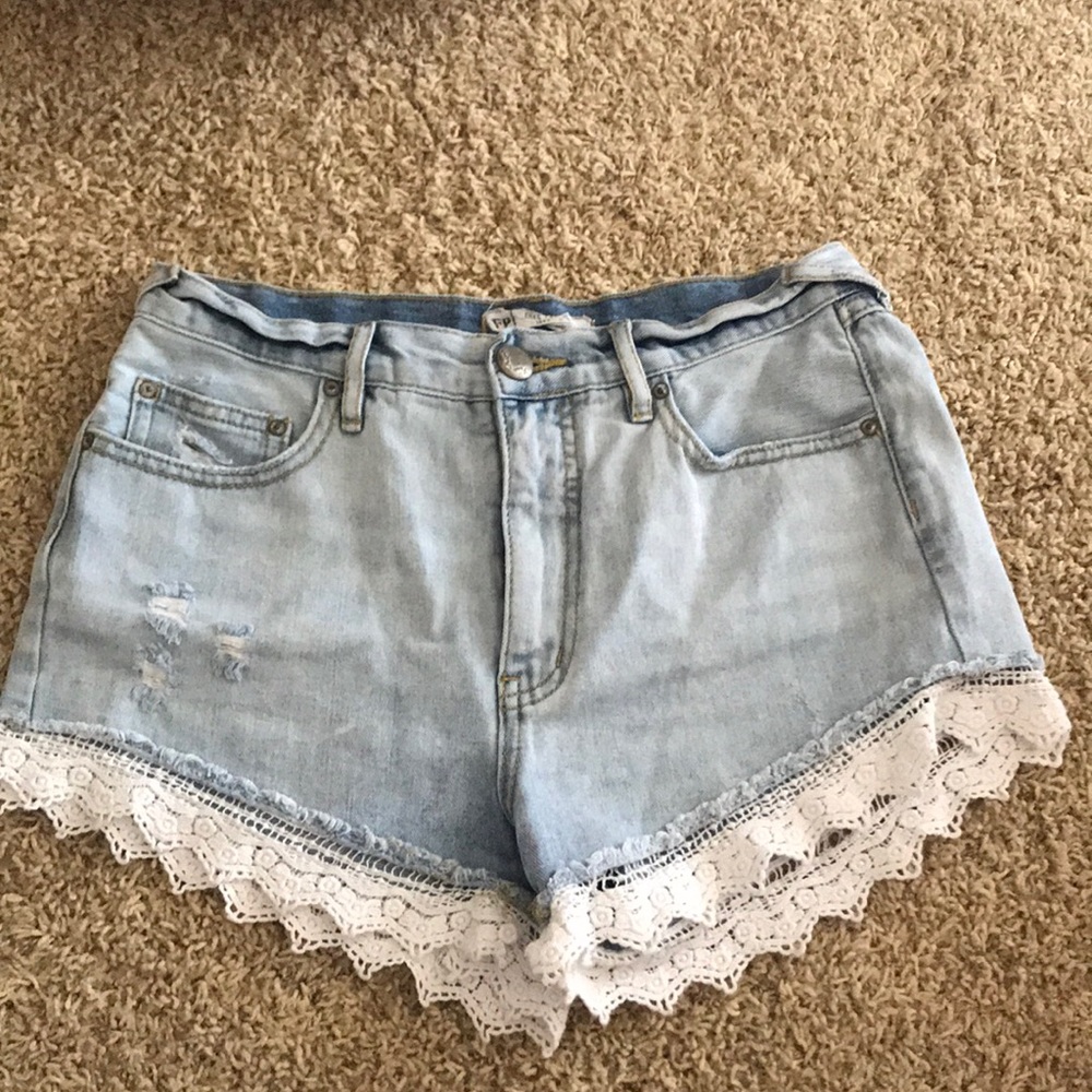 FREE PEOPLE LACE TRIM SHORTS